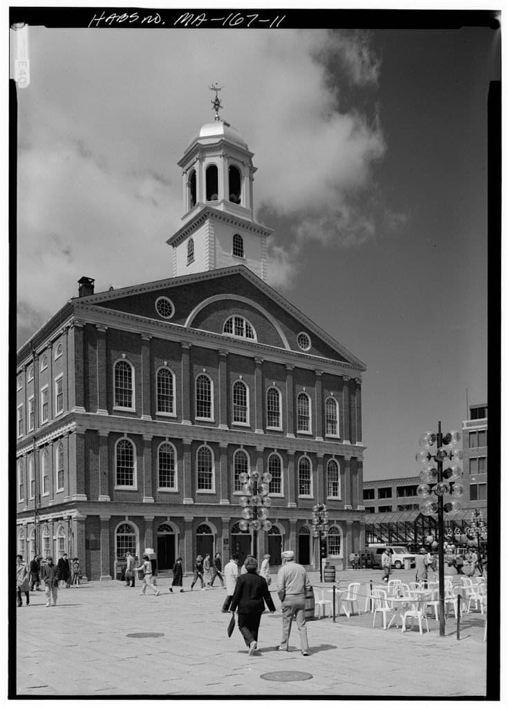 Faneuil Hall Marketplace
