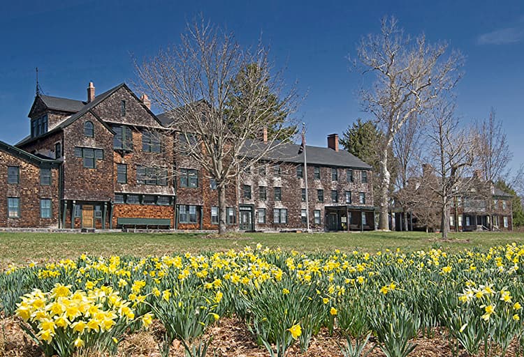 Connetquot River State Park Preserve Visitor Center