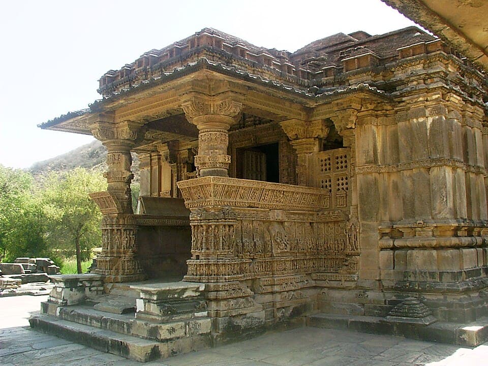 Abhaneri Fort