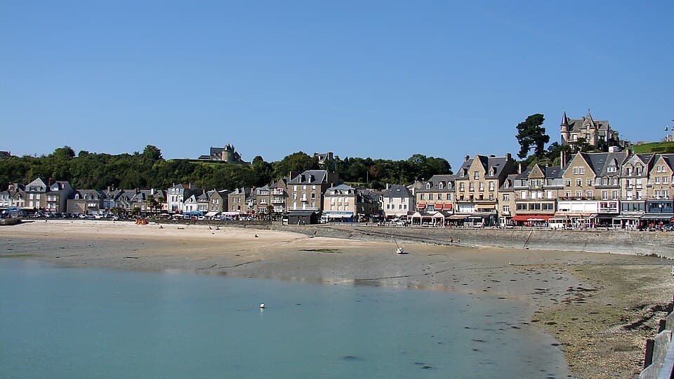 Cancale Oyster Farms