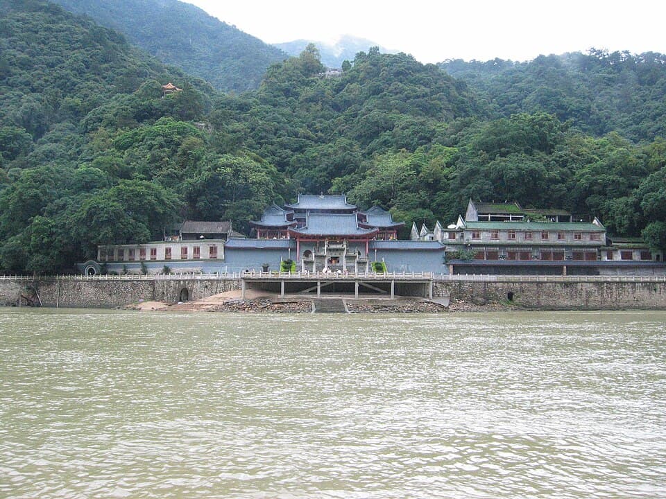 Qingyuan Temple