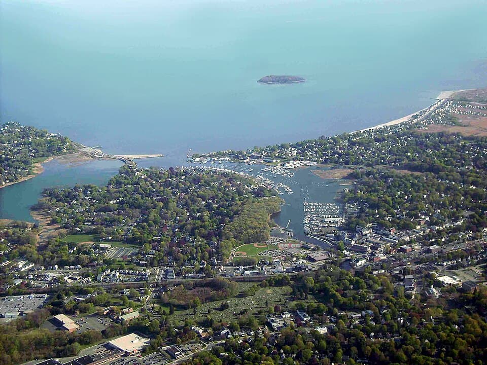 Milford Green And Memorial Park
