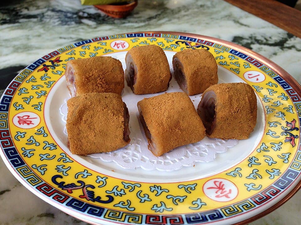 Traditional Chinese Snacks