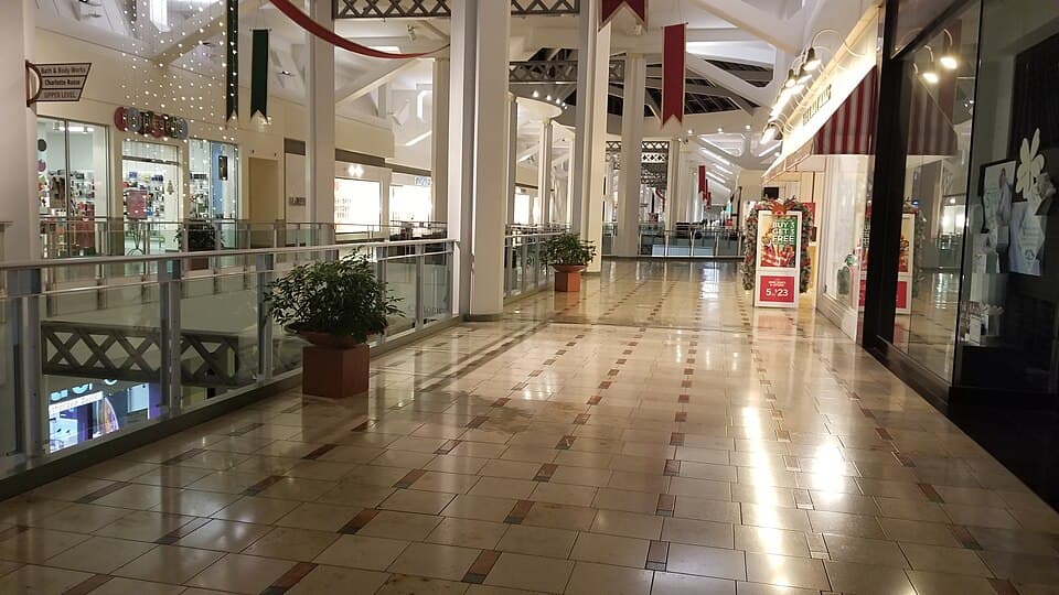 Forks Outlet Mall