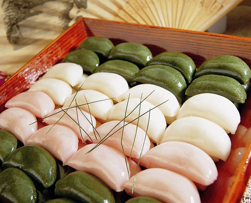 Traditional Korean Sweet Rice Cakes (Tteok)