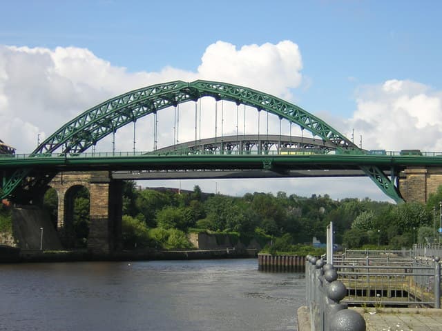 Wearmouth Bridge