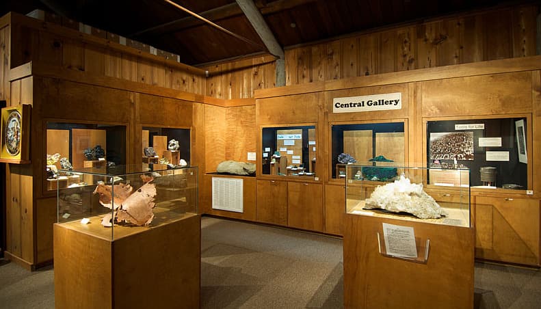 Mineral Beach Museum